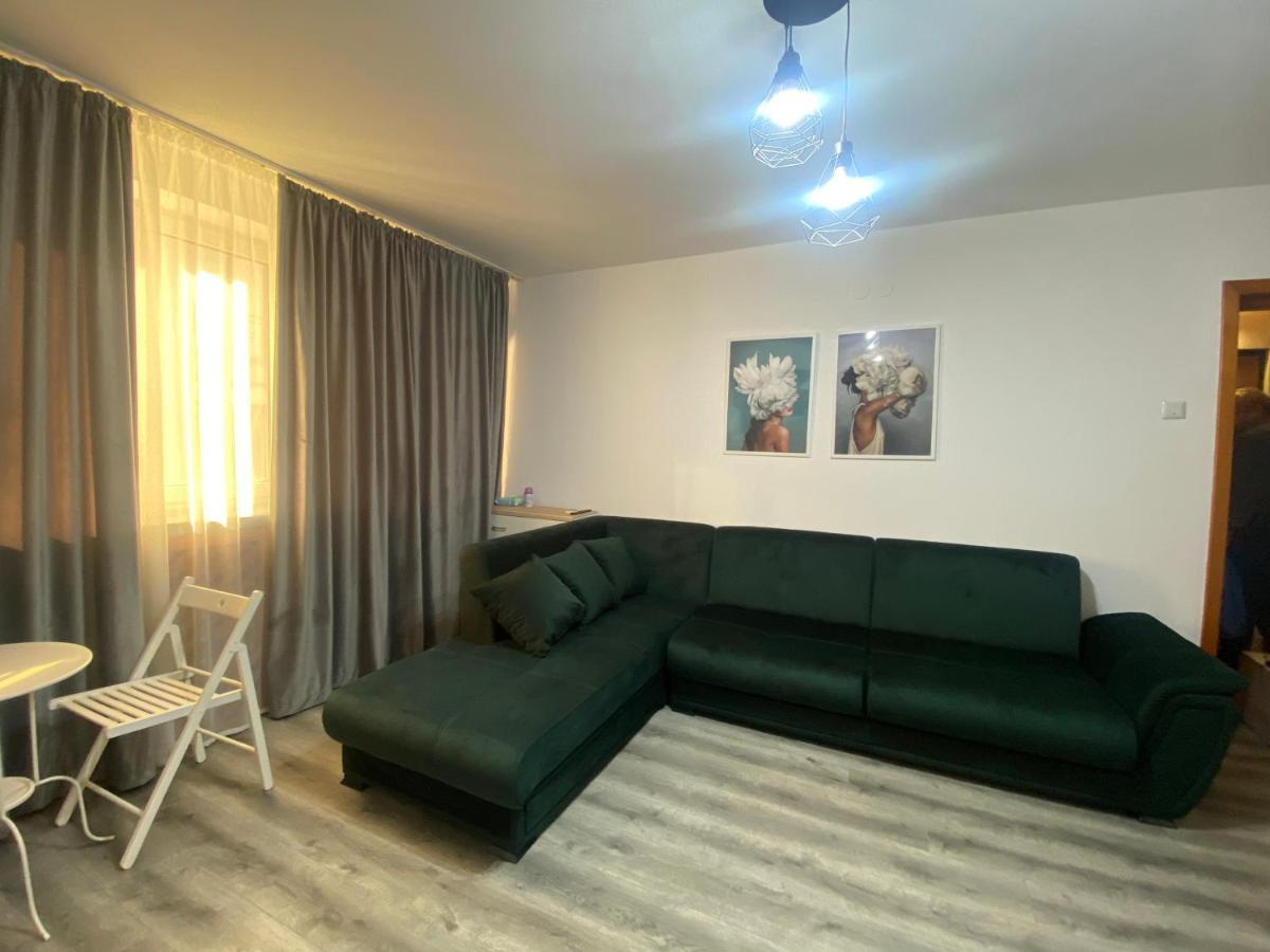 Apartament Lisa คอนสตันซา ภายนอก รูปภาพ